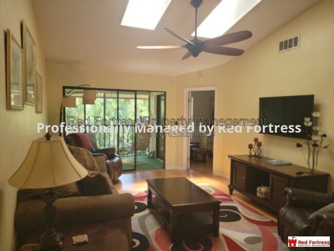 Foto del edificio - 15076 Parkside Dr