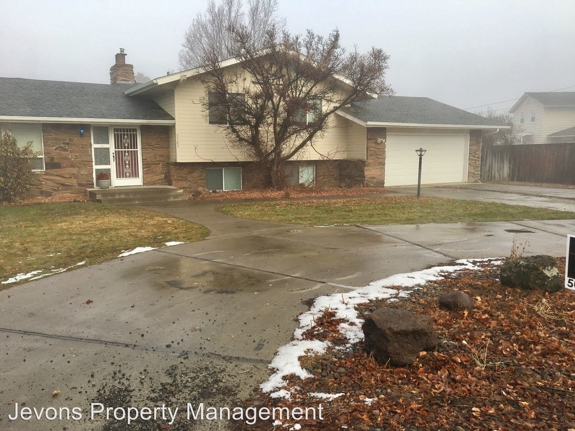 Building Photo - 5303 Scenic Dr