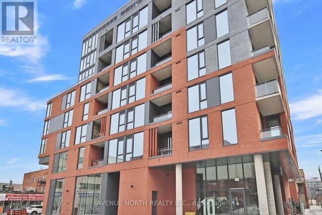 Building Photo - 10-LP10 James St