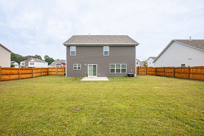 Building Photo - 120 Decoy Ct