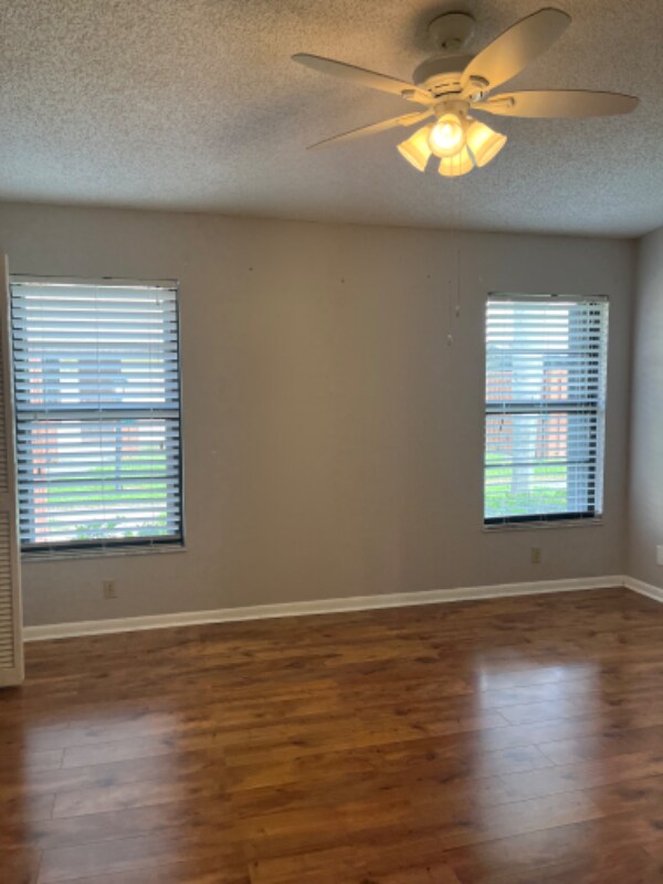 Foto del edificio - 7909 SE Villa Cir