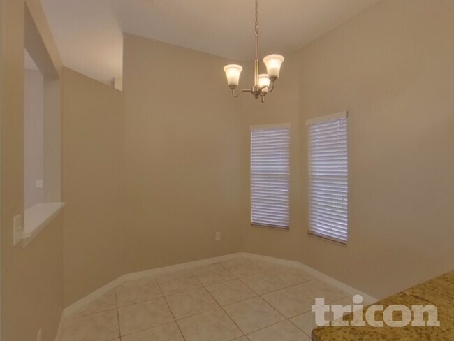 Foto del edificio - 831 Monroe Harbor Pl