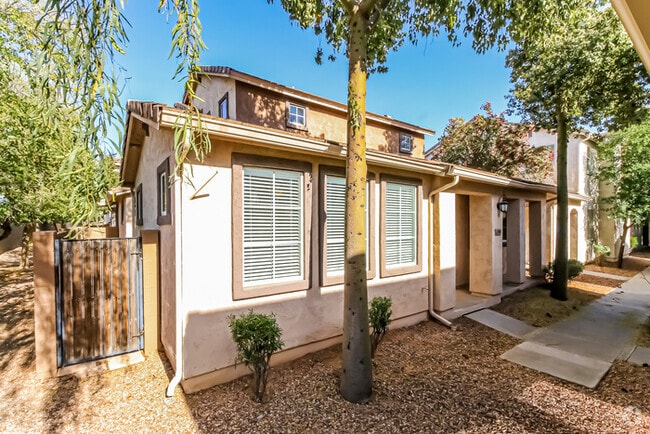 Building Photo - 10048 E Isleta Ave