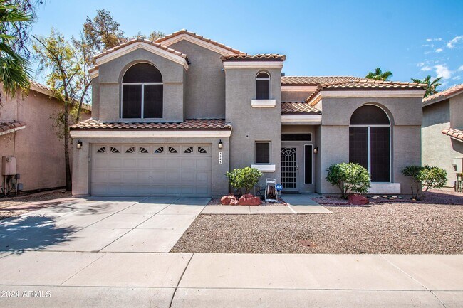 Building Photo - 4345 E Windmere Dr