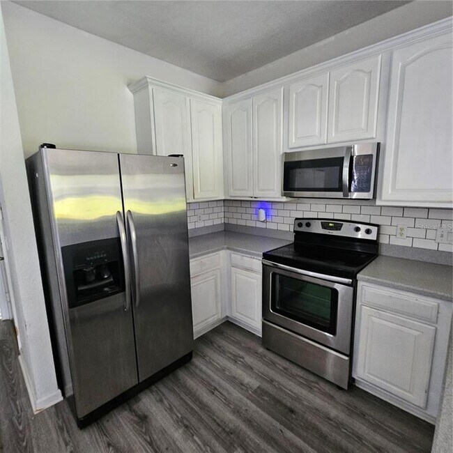 Foto del edificio - 3545 Shallot Dr