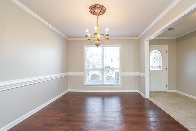 Building Photo - 1456 Albon Dr