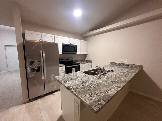 Foto del edificio - 1415 NE 8th Pl