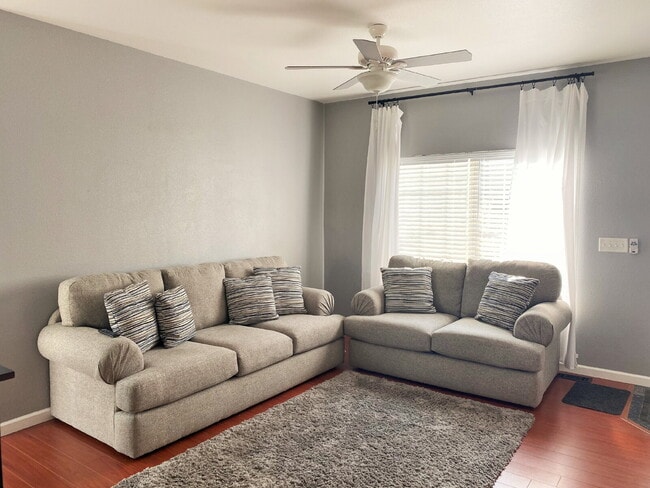 Photo - Like New 2 Bedroom Townhome In Louisiana Purchase II