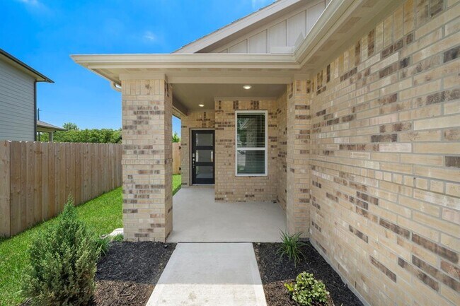 Building Photo - 5726 Madden Ln