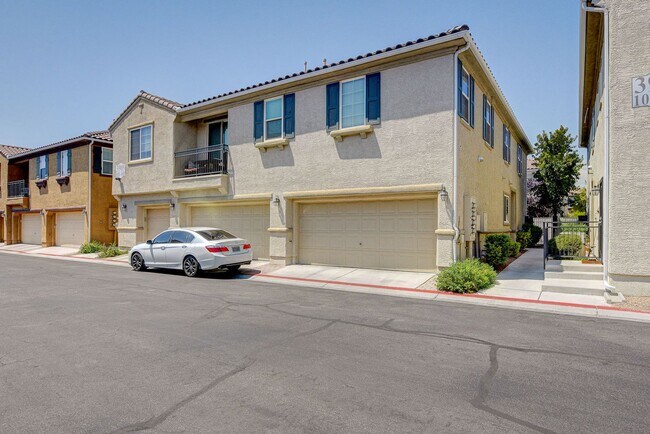 Foto del edificio - 3909 Sweet Pine St