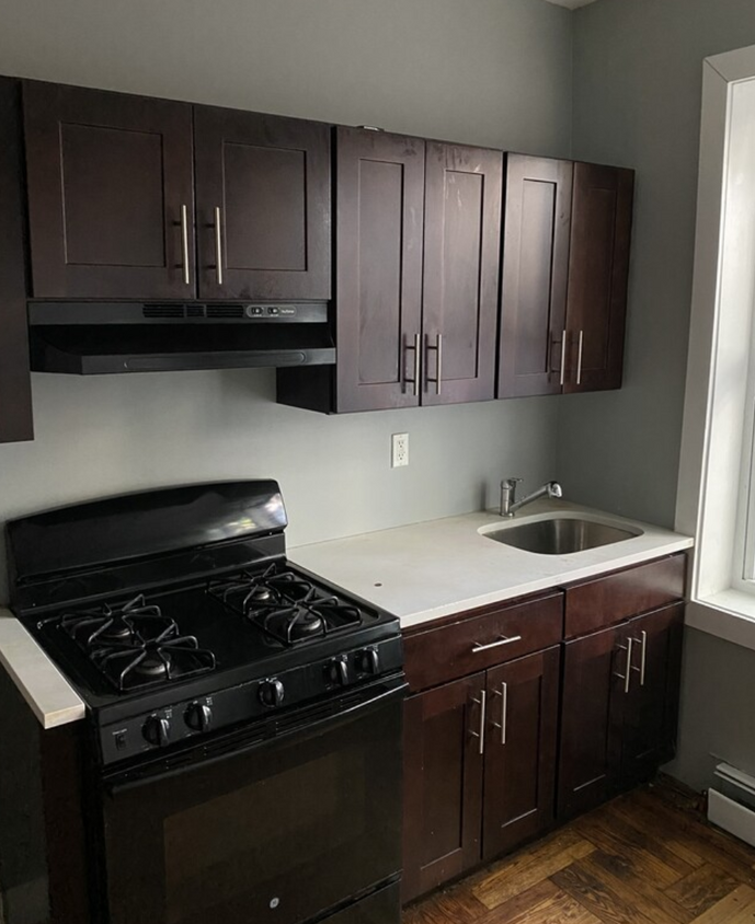 Foto principal - 907 Bergen St