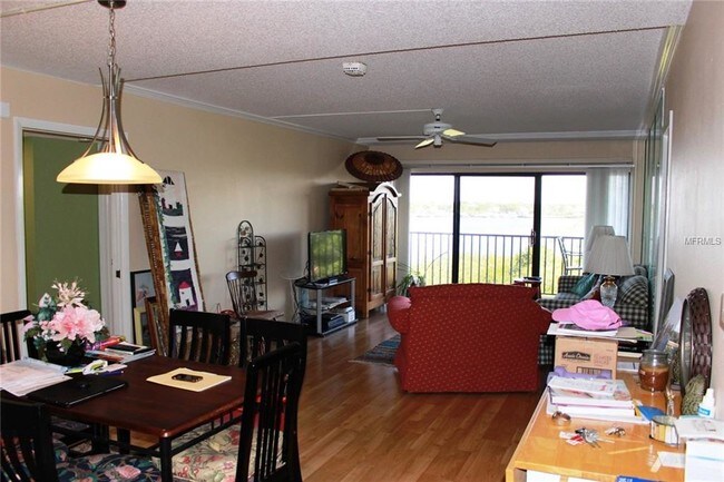 Building Photo - 2700 Bayshore Blvd