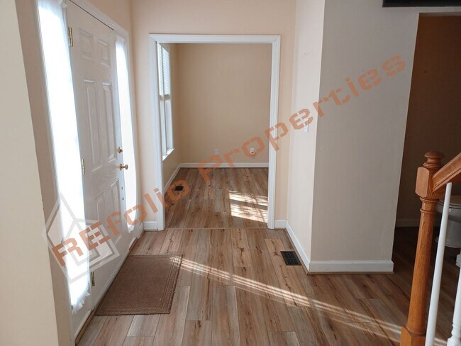 Photo - Beautiful 3 Bedroom Home w/a Bonus Room + Semi-furnished Basement in a 1 acre lot @ Hideaway Esta...