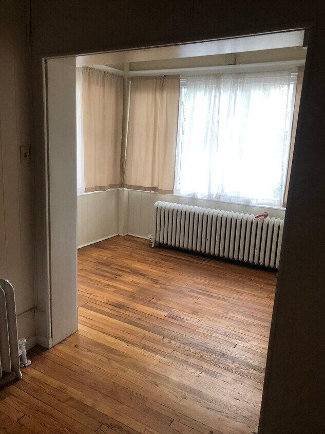 Foto principal - 5221 Forbes Ave