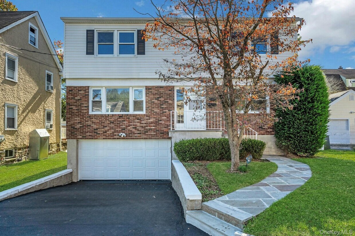 Foto principal - 105 Bradford St