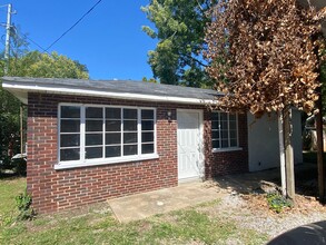 Building Photo - 633 Broad St NW