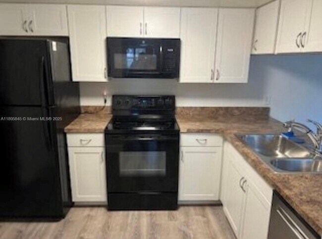Foto del edificio - 3102 SE Brook St