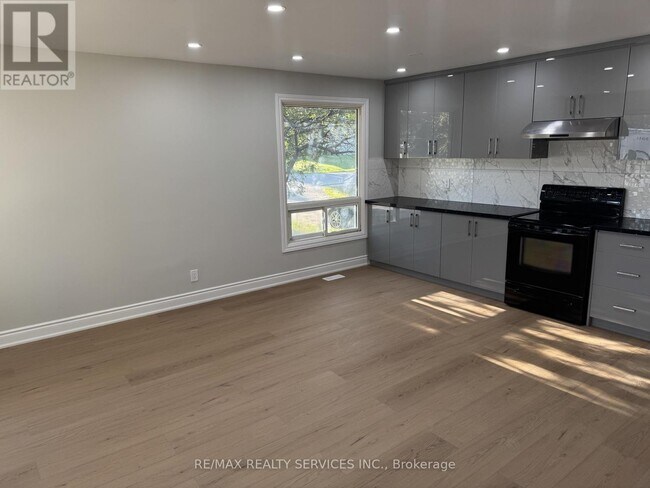 Photo du bâtiment - 41 MacLaren Ave