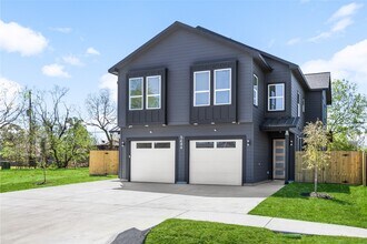 Building Photo - 5406 Longmeadow St