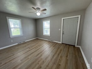 Building Photo - 210 Mill St