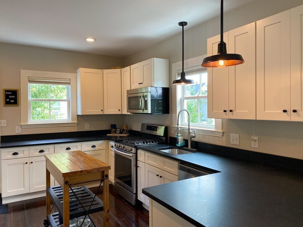 Primary Photo - 1 Tolman St