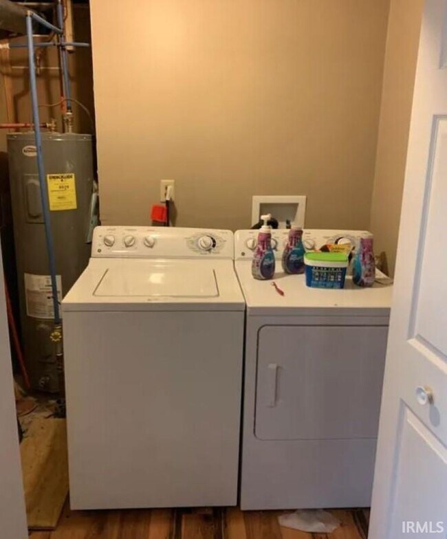 Foto del edificio - 4307 McClellan Ln