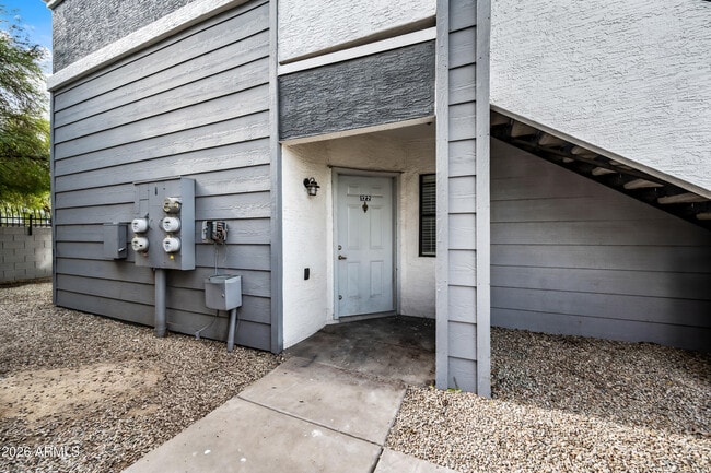 Building Photo - 3065 N 67th Ave