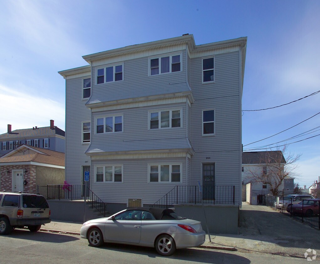 Building Photo - 161 Mulberry St