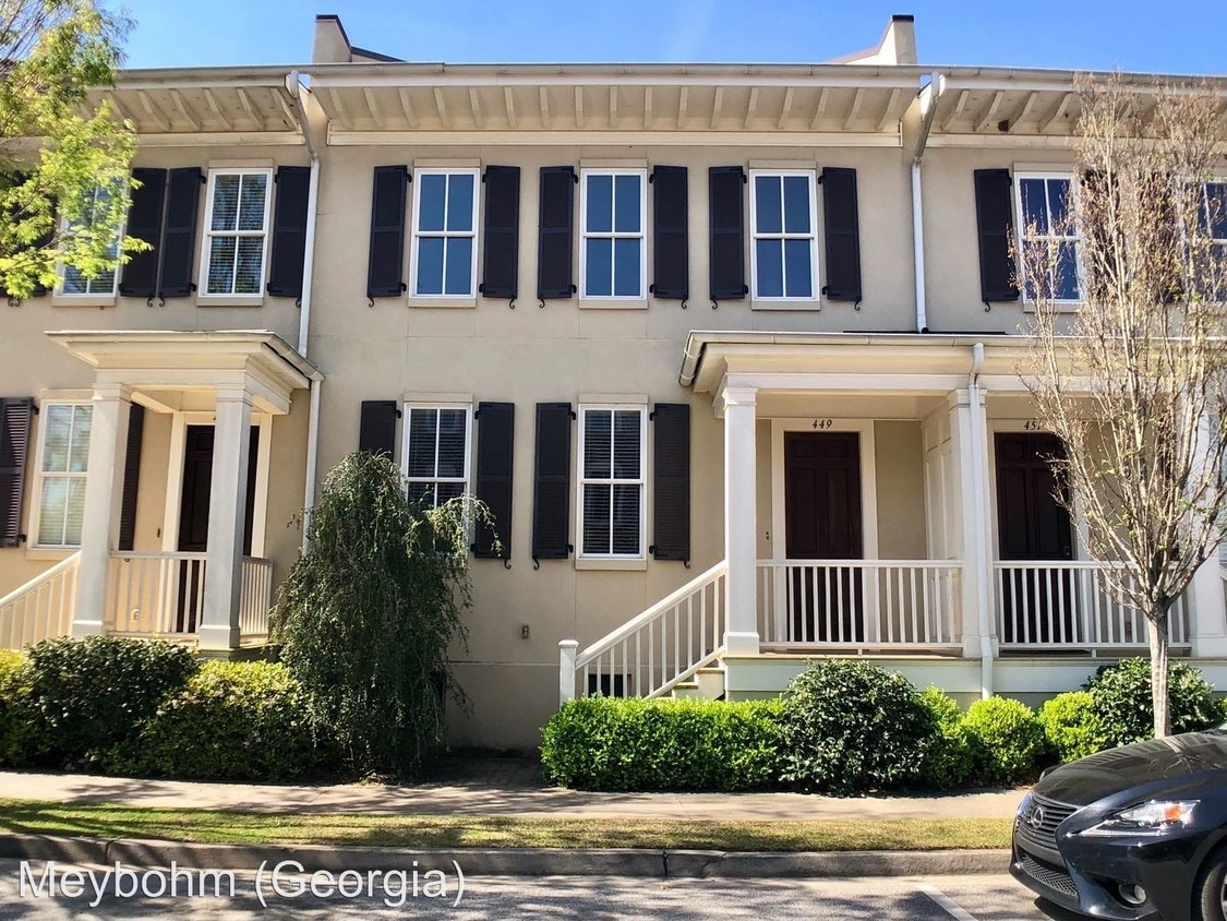 Primary Photo - 3 br, 2.5 bath House - 449 Railroad Avenue