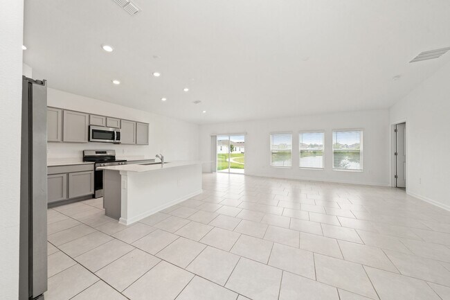 Building Photo - 4816 Edensbridge Ln