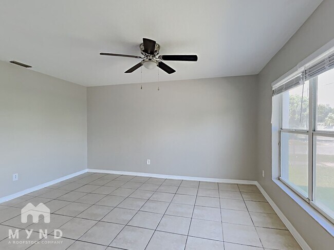 Foto del edificio - 3626 N 55th St