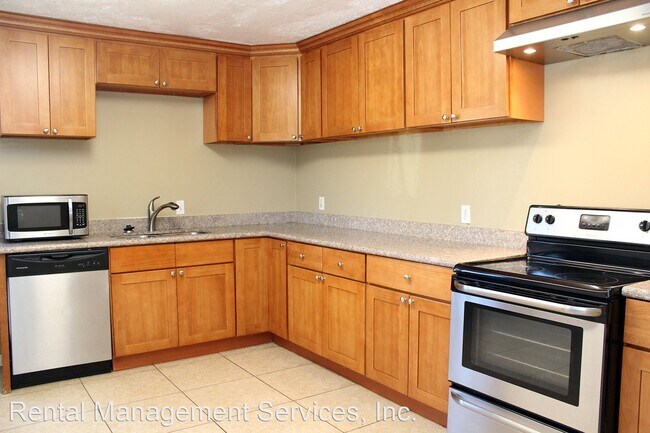 Foto del edificio - 4 br, 2 bath House - 5646 SE 122nd Avenue