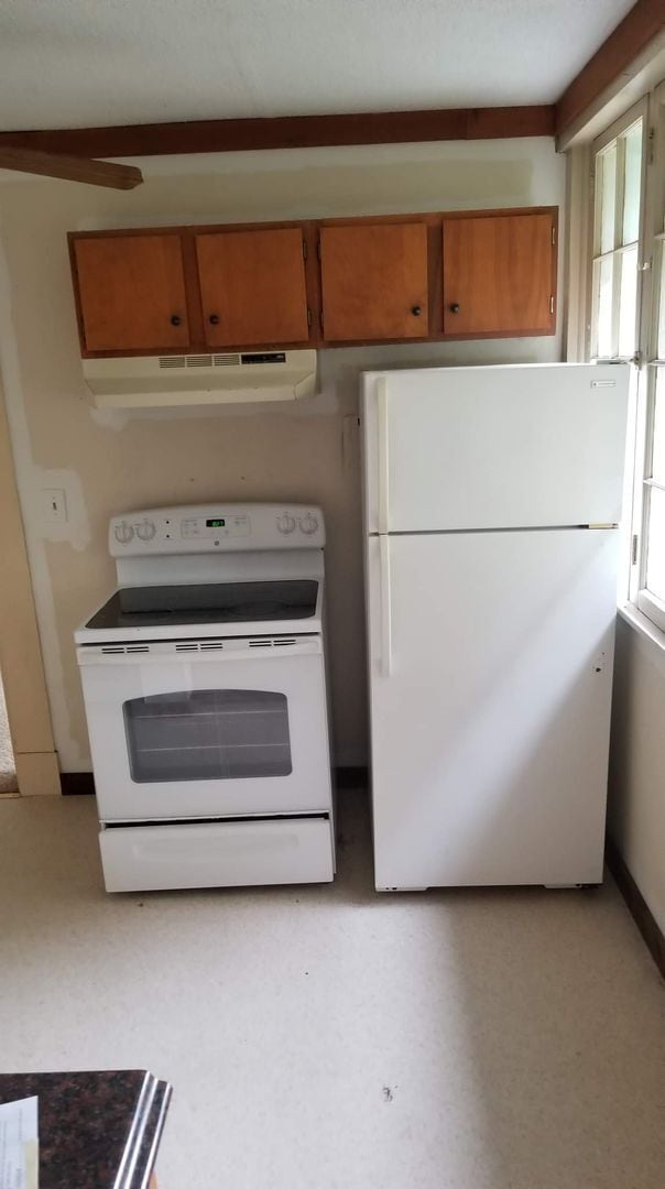 Building Photo - 245 North Spring Street