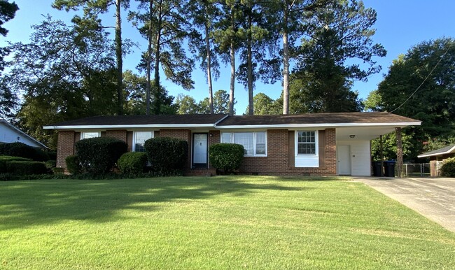 Building Photo - 2416 Forest Park Rd