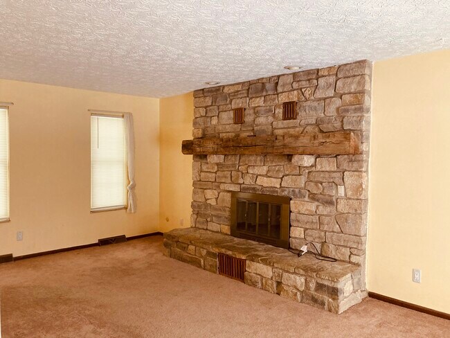 Building Photo - 3756 Pine Meadow Rd
