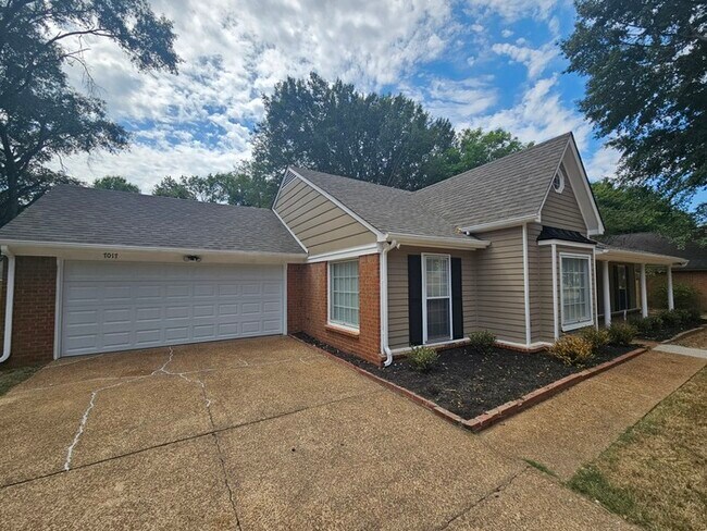 Building Photo - 7017 Hearthside Cove