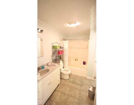 Foto del edificio - 1476 Beacon St
