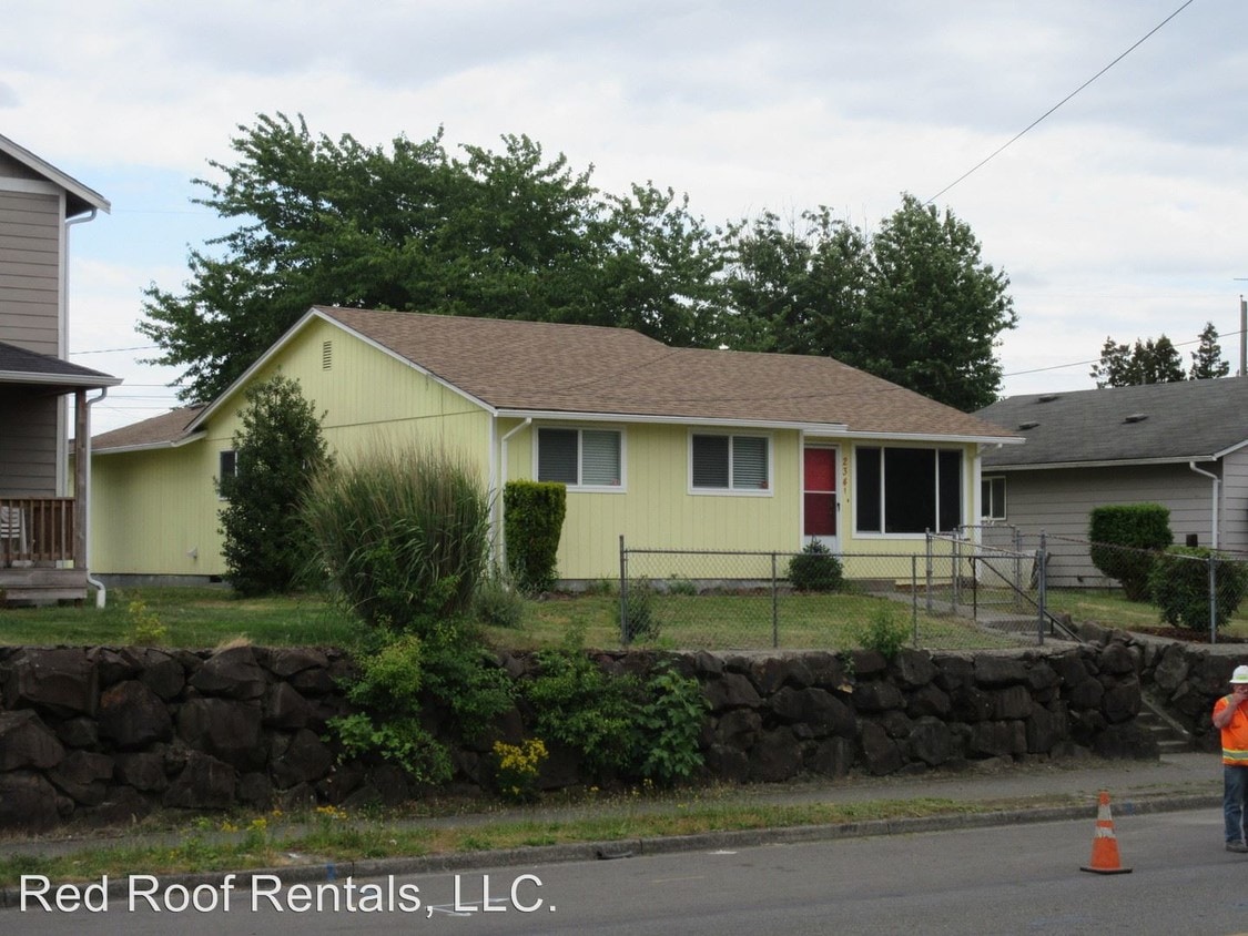 Primary Photo - 3 br, 1 bath House - 2341 S Wilkeson