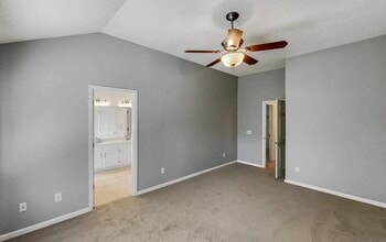 Building Photo - 4656 Chaucer Pl NW