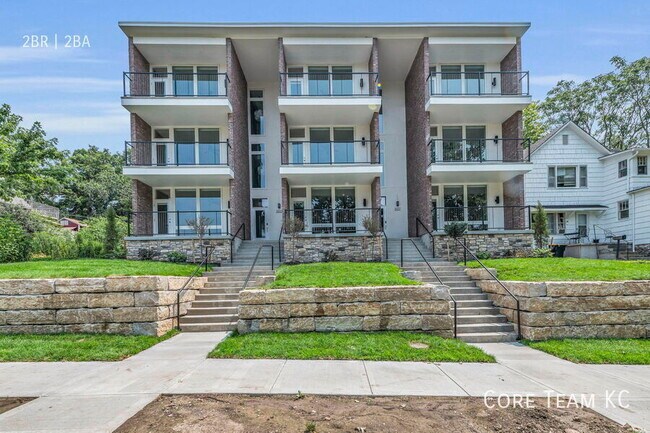 Foto del edificio - 3933 Kenwood Ave