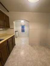 Building Photo - 1114 E 22nd St