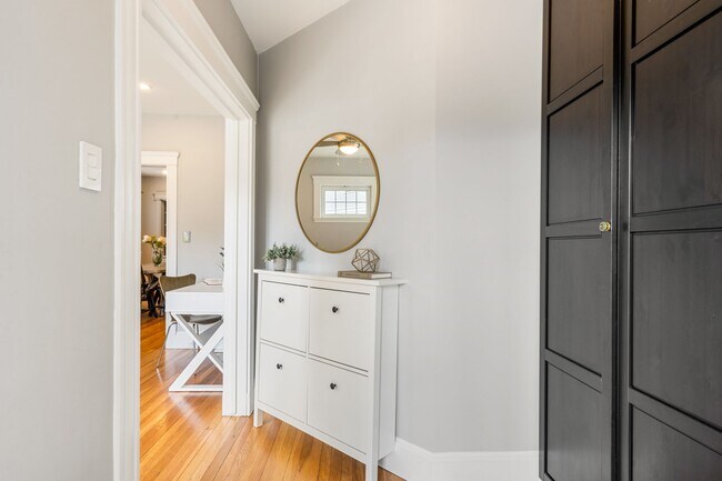 Foto del edificio - 24 Sherborn St