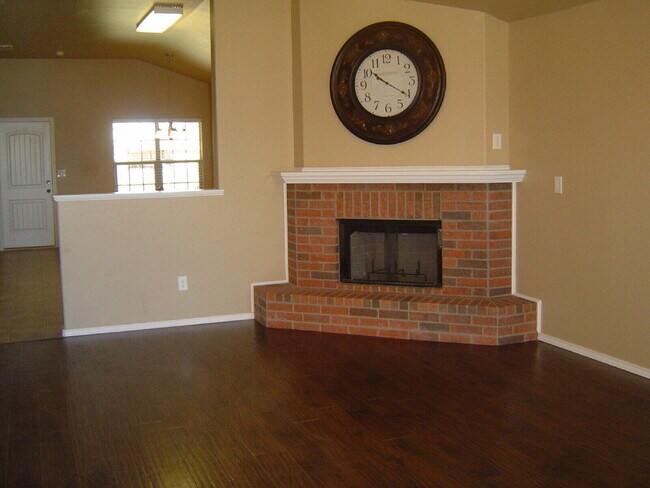 Foto del edificio - 6930 96th St