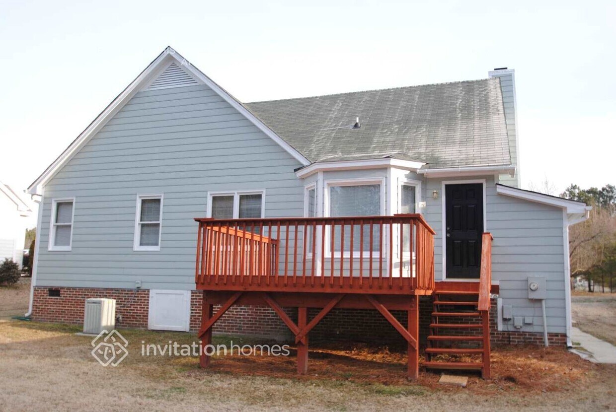 Building Photo - 2717 Thurrock Dr