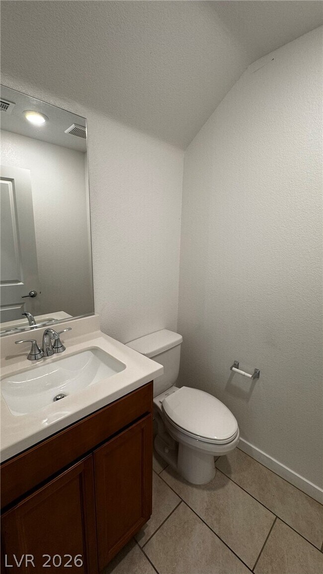 Building Photo - 7080 Garnet Crest Ct