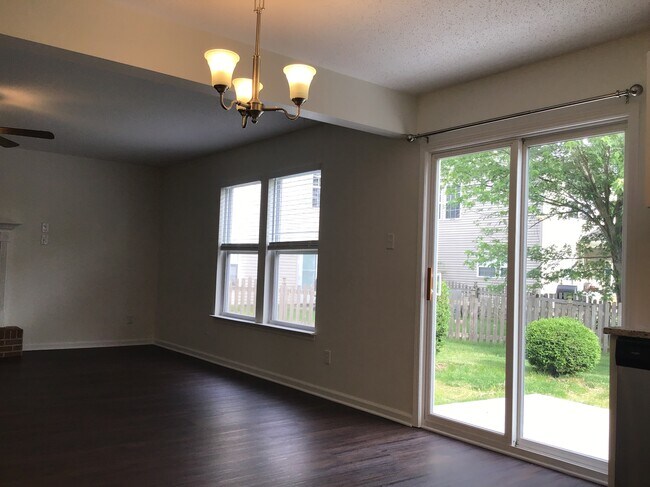 Building Photo - 9318 W Rising Sun Dr