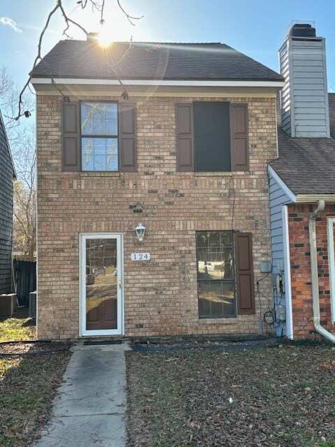 Primary Photo - 124 S Beadle Rd