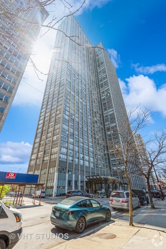 Building Photo - 655 W Irving Park Rd