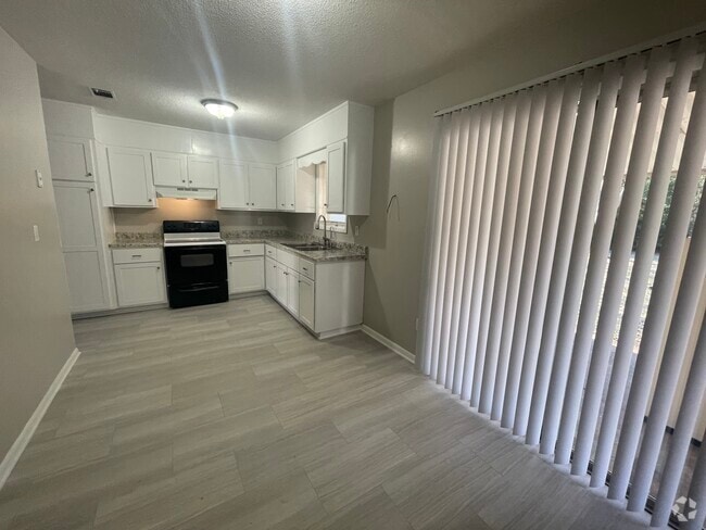 Building Photo - 3416 Grassfort Dr SW