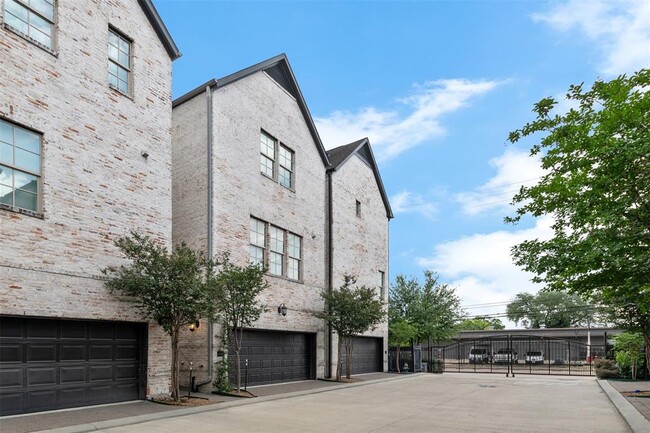 Foto del edificio - 4021 University Grove St